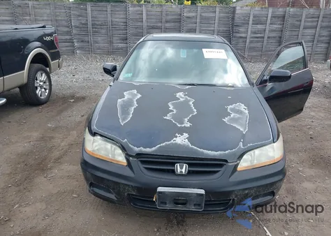 2001 Honda Accord 3.0 Ex z USA, uszkodzony, nr VIN 1HGCG22521A025802